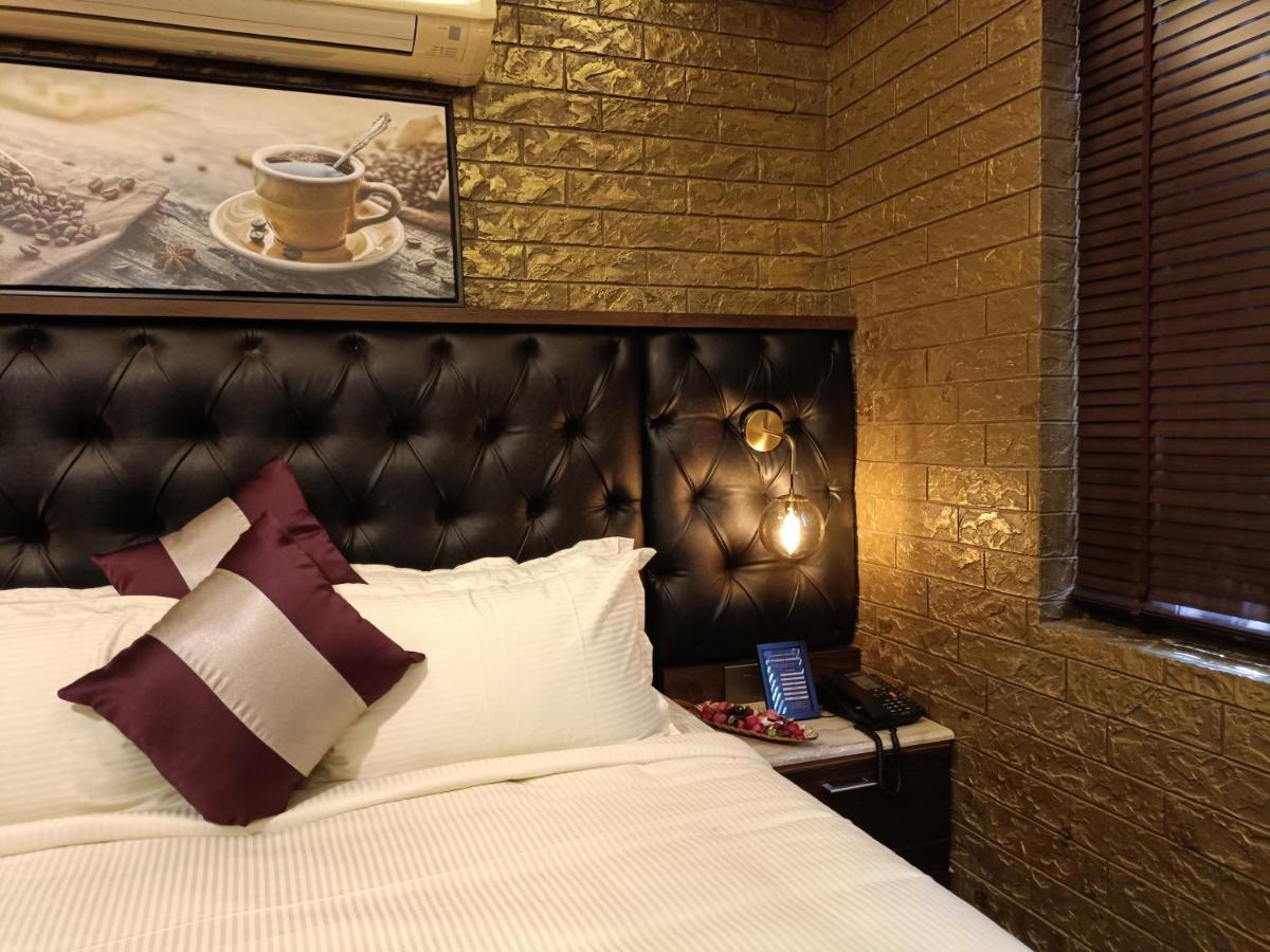 Retrieve Health & Wellness Otel Kochi Dış mekan fotoğraf