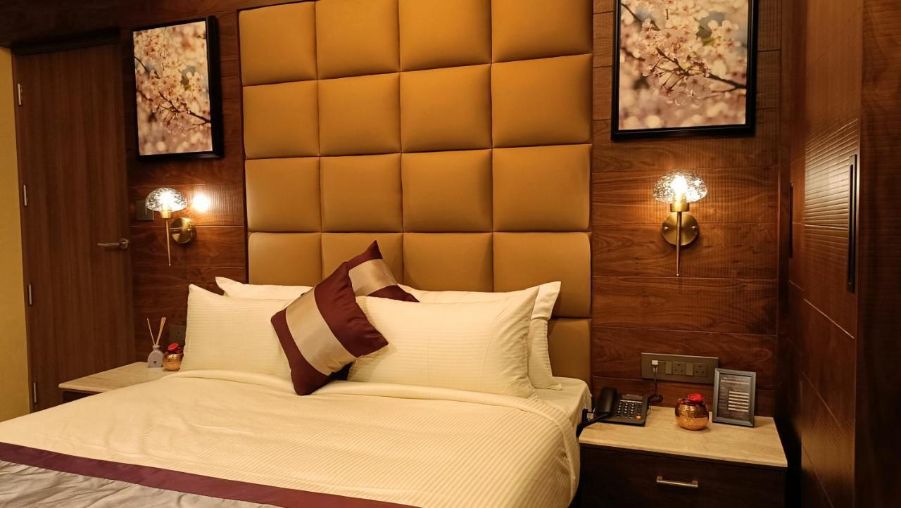 Retrieve Health & Wellness Otel Kochi Dış mekan fotoğraf