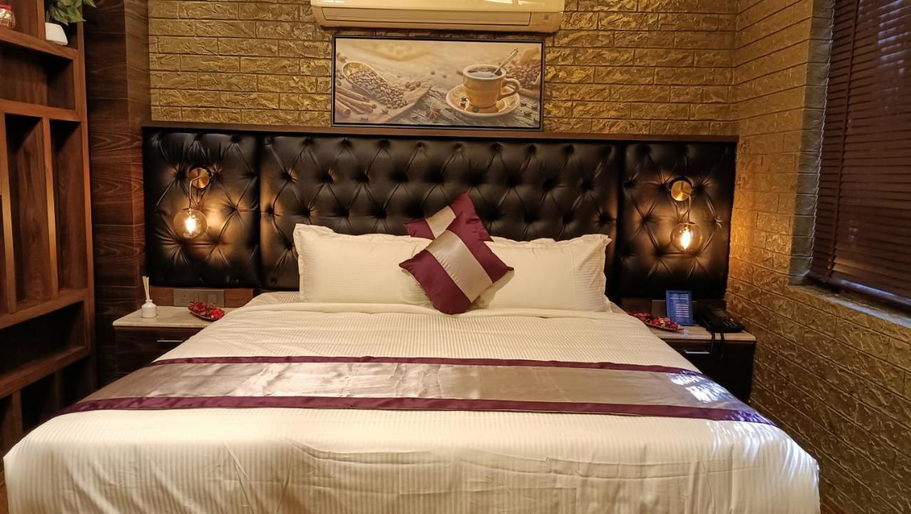 Retrieve Health & Wellness Otel Kochi Dış mekan fotoğraf