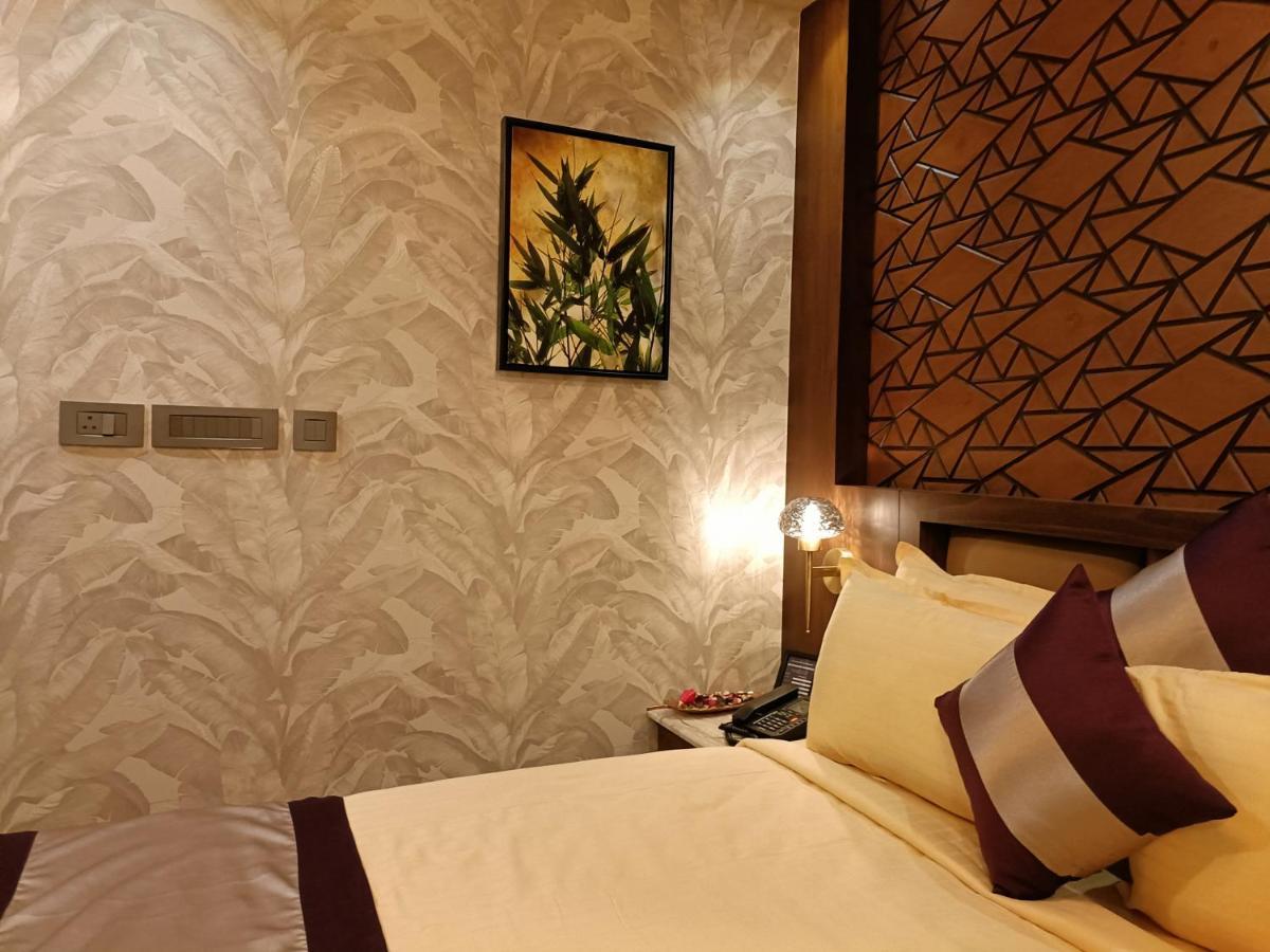 Retrieve Health & Wellness Otel Kochi Dış mekan fotoğraf