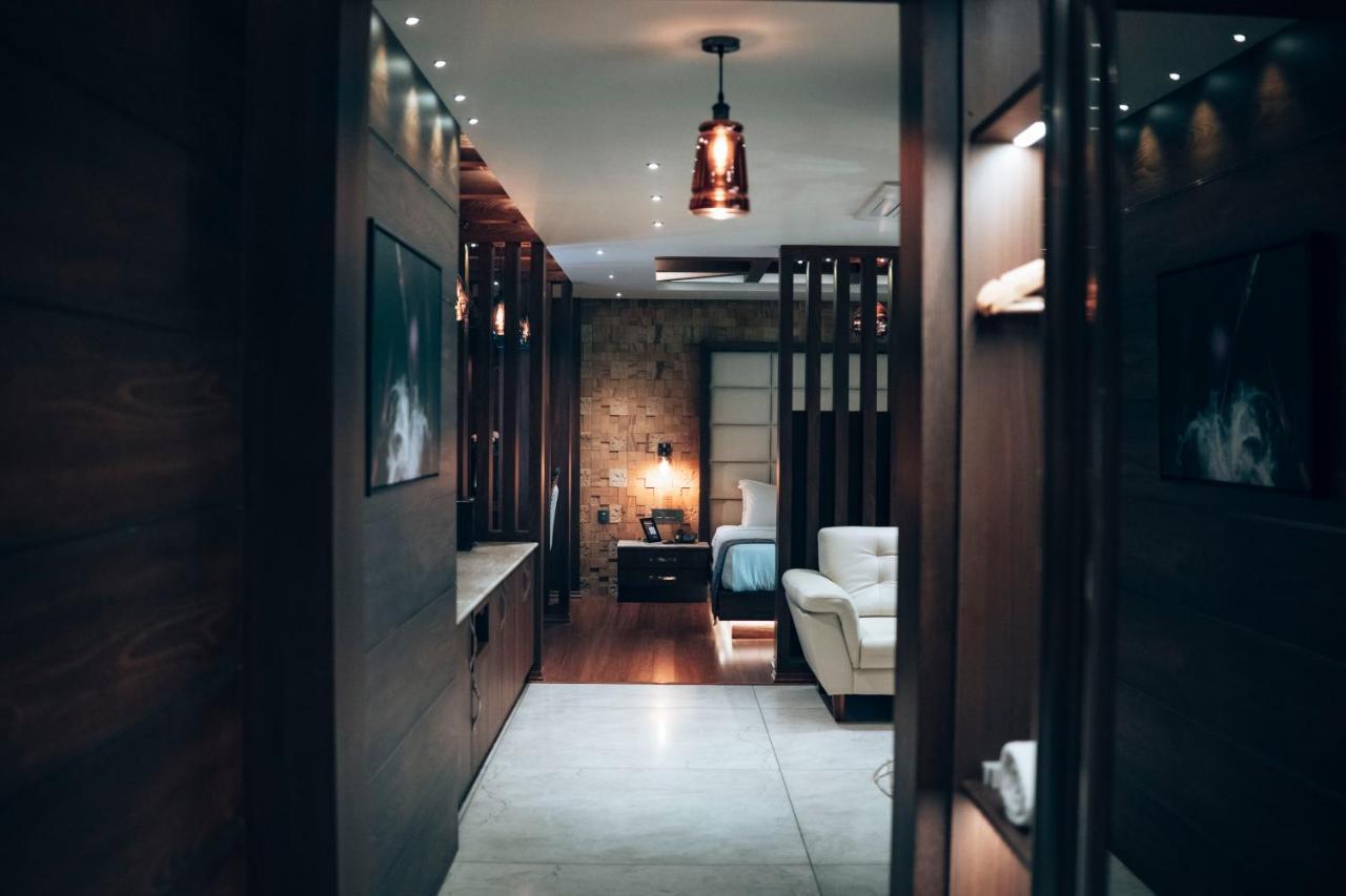 Retrieve Health & Wellness Otel Kochi Dış mekan fotoğraf